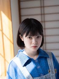 ショートヘアの瞳水ひまり