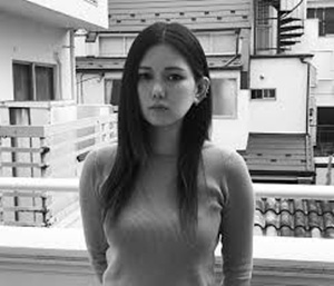 パリっぽい金原ひとみ