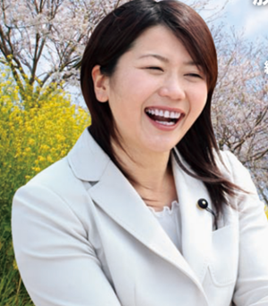 笑顔の小川あきら　春