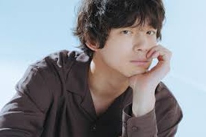 坂口健太郎
