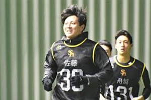 トレーニングする佐藤直樹