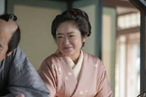着物の池脇千鶴