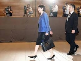 高市早苗のバッグ