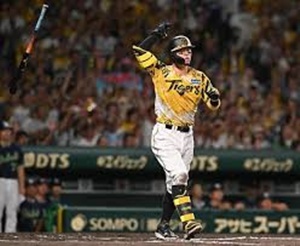 確信歩きの佐藤輝明