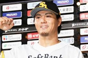 ガッツポーズの佐藤直樹