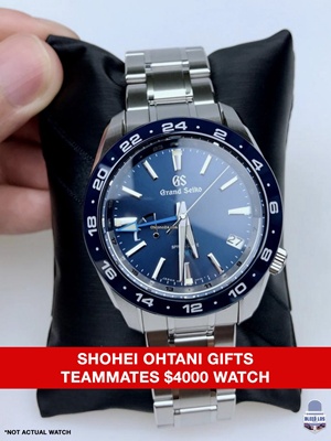 フェイク腕時計