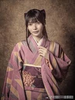 着物の岡本姫奈